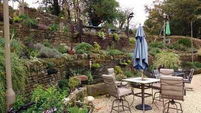 Bob's Tearoom And Gardens