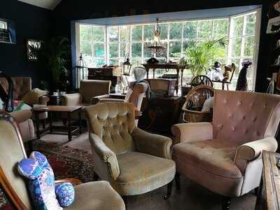 Miss Daisy's Tearoom At Sutton Park