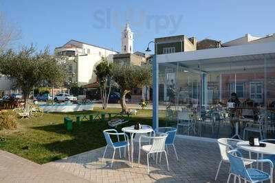 Lake Cafe, Lesina