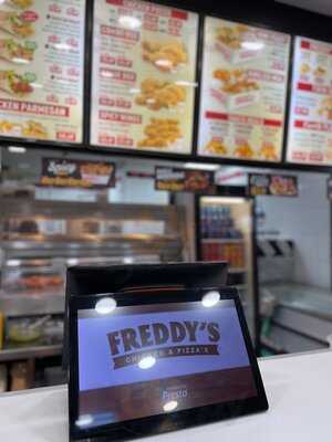 Freddy's Chicken And Pizza