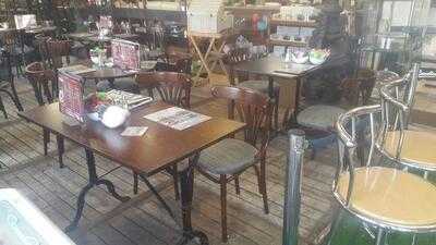 Simply Dutch Cafe And Restaurant