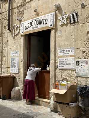 Mezzo Quinto Cibo Di Strada