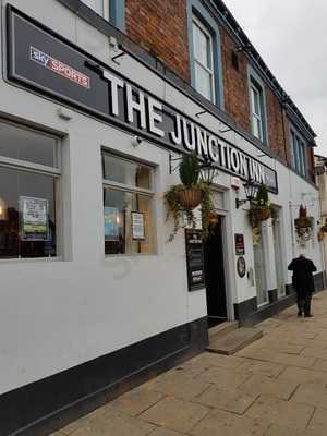 The Junction Inn