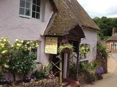 Weavers Cottage Tea Garden