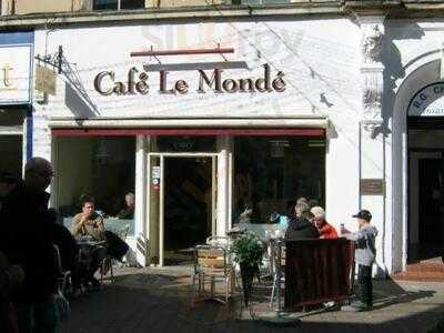 Cafe Le Monde