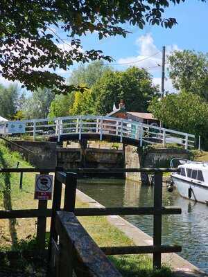 Paper Mill Lock Tearooms