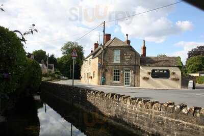 The White Hart Inn