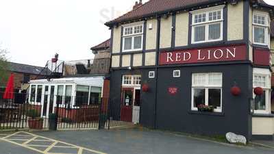 Red Lion Lowton