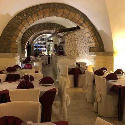 A I Tre Archi Ristorante Pizzeria - Villa Giannini, Foggia