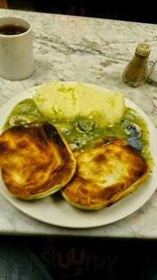 Scotts Pie & Mash