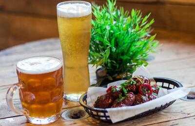 Mk11 Sports Bar & Live Music