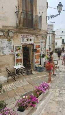 Mini Market di Ostuni, Ostuni