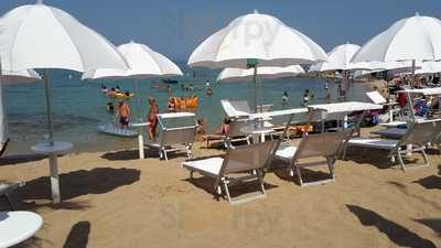 Gestiva Beach, Ostuni