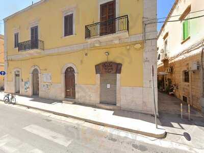 Osteria dei ghiottoni, Giovinazzo