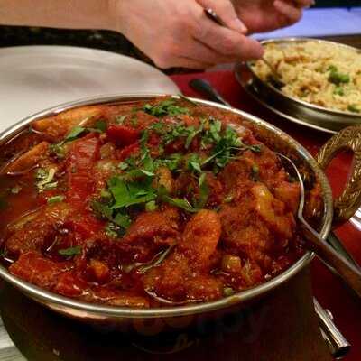 Naaz Indian Cuisine