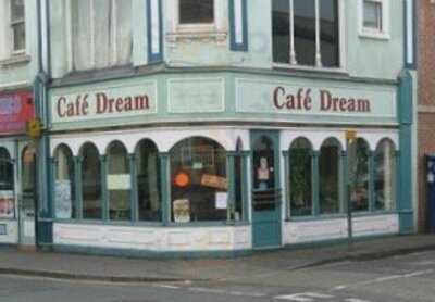 Dreams Cafe