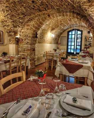 Trattoria Lo Romani - Da Vittoria E Gigi