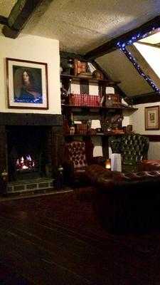 Chambers Bistro & Bar At Prince Rupert Hotel