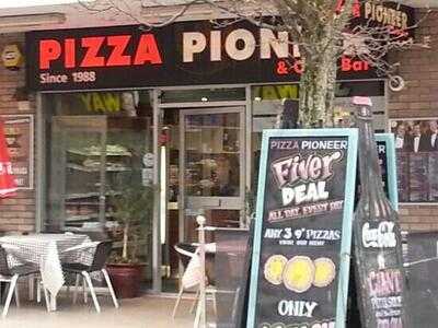 Pizza Pioneer & Cafe Bar