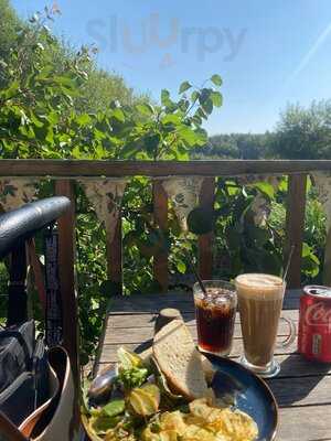 The Straw Bale Cafe