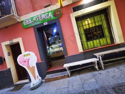 Gelateria Vaniglia e Pistacchio, Cagliari