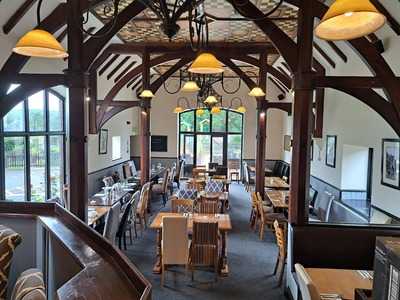 Hamilton's at The Royal Oak