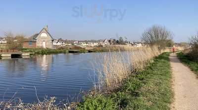 Topsham Lock Cottage And Cafe