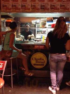 Charlie Bread, Napoli