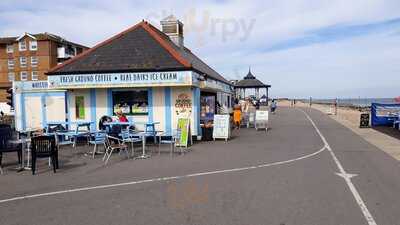 Whittingtons Bandstand Seafront Kiosk