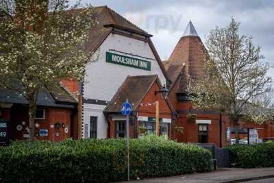 Moulsham Inn