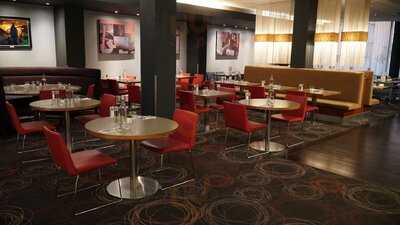 Gourmet Bar - Novotel Reading