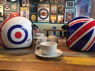 Britpop Cafe