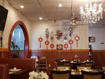 Lee's Hunan Chinese Restaurant