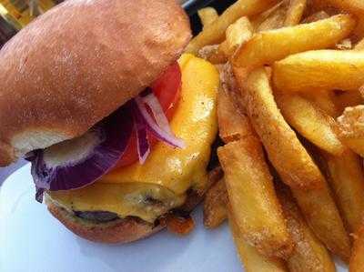 Burger & Bier
