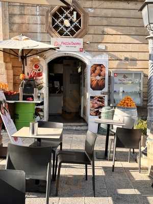 Piazza Duomo - Food & Beverage