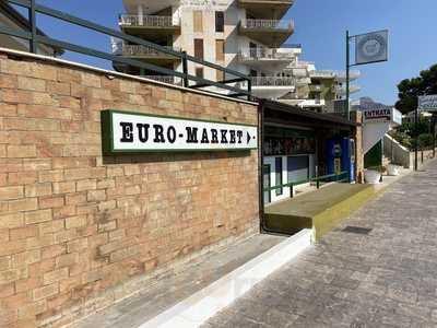 Euro Market, Giardini Naxos