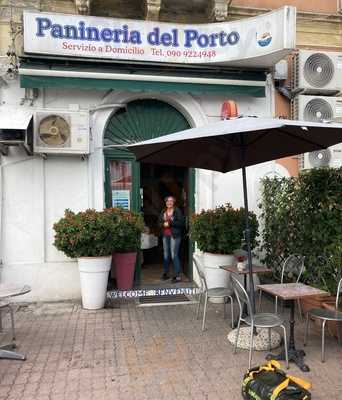 New Port Cafe, Milazzo