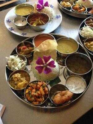 Das Thali