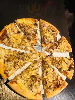Pizza Villa