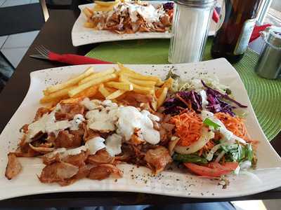 Mega Döner-pizza