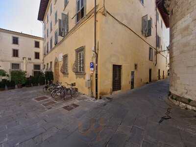 Orange, Pistoia