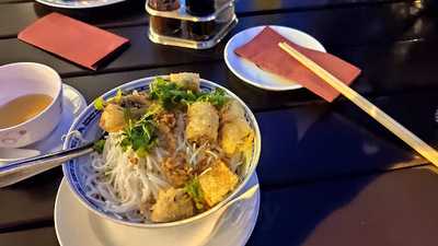 Hoa Asia Restaurant