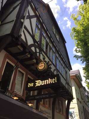 Die Dunkel