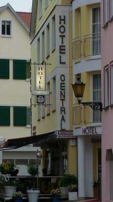 Maximilienstube Im Hotel Central