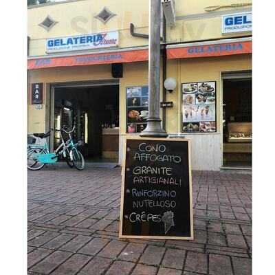 Bar Gelateria Firenze, Vada