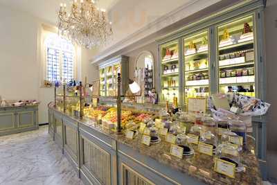 Laduree Lucca