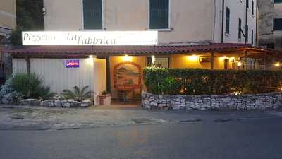 Pizzeria La Fabbrica, Carrara