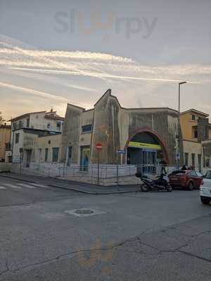 Le Poste, Campi Bisenzio