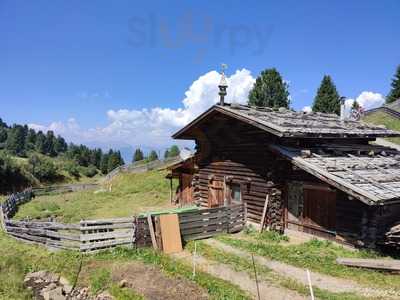 Arnika Hutte, Castelrotto