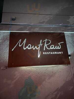 Montraw Restaurant